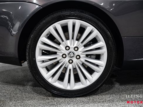 Used 2011 Jaguar XK Coupe image 11