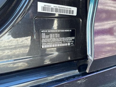 Used 2020 BMW 530e w/ Convenience Package image 39