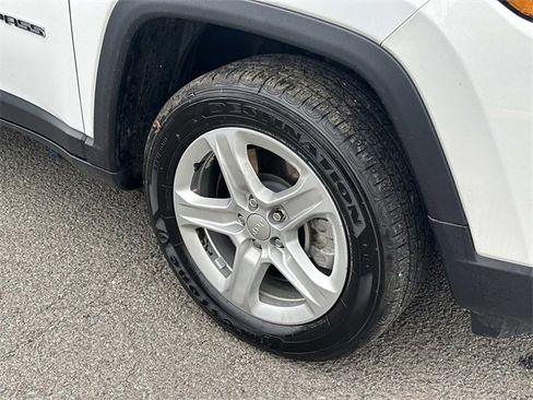 Certified 2023 Jeep Compass Sport image 7