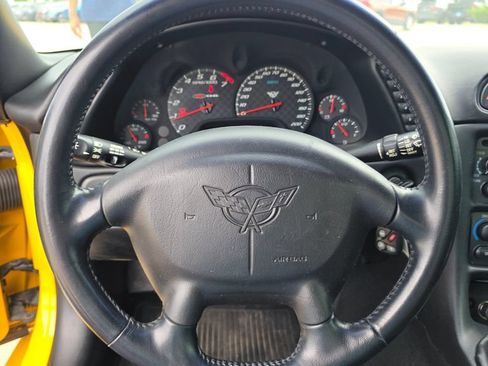 Used 2003 Chevrolet Corvette Z06 w/ Memory Package, 3 Drivers RWD image 13