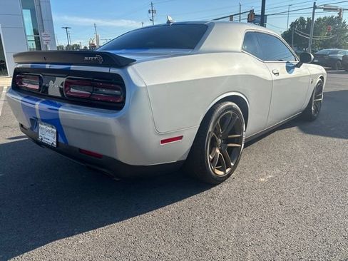 Used 2023 Dodge Challenger SRT Hellcat RWD image 11