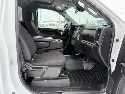 Used 2025 Chevrolet Silverado 3500 W/T image 41