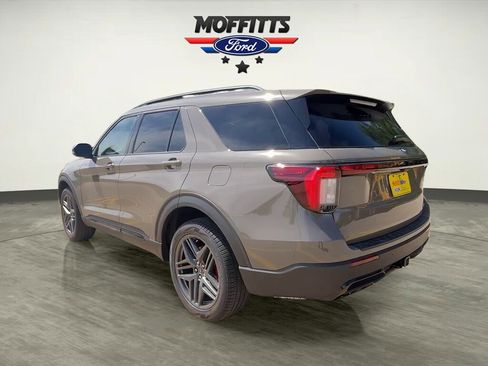 New 2026 Ford Explorer ST-Line w/ ST-Line Street Pack AWD/4WD image 3