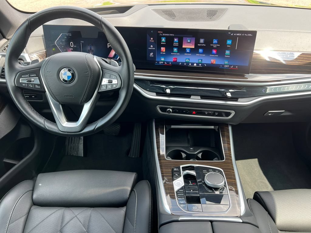 Used 2026 BMW X5 xDrive40i AWD/4WD image 3