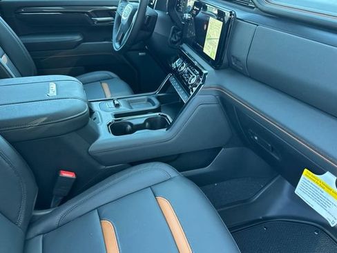 New 2026 GMC Sierra 2500 AT4 w/ AT4 Premium Plus Package AWD/4WD image 17