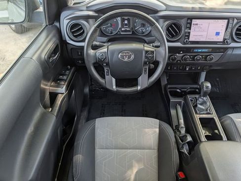 Used 2023 Toyota Tacoma TRD Sport w/ Advanced Technology Package image 11