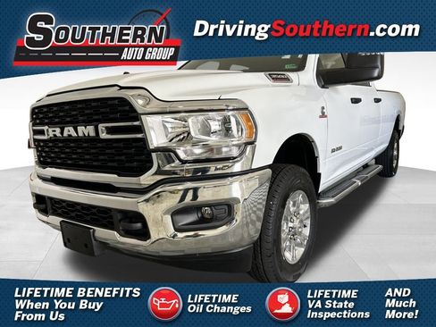 Used 2024 RAM 3500 Big Horn AWD/4WD image 1