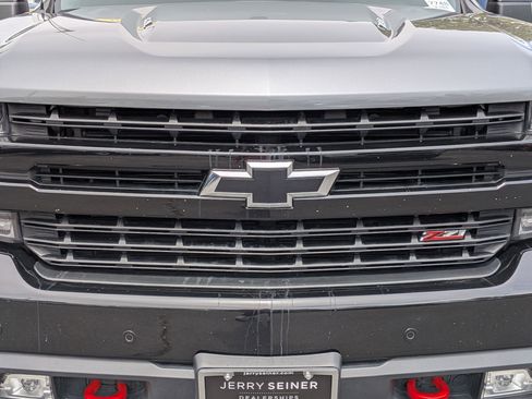 Certified 2022 Chevrolet Silverado 1500 LT Trail Boss w/ Safety Package AWD/4WD image 10