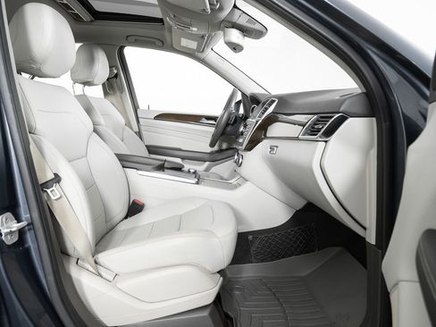 Used 2015 Mercedes-Benz ML 350 2WD image 27