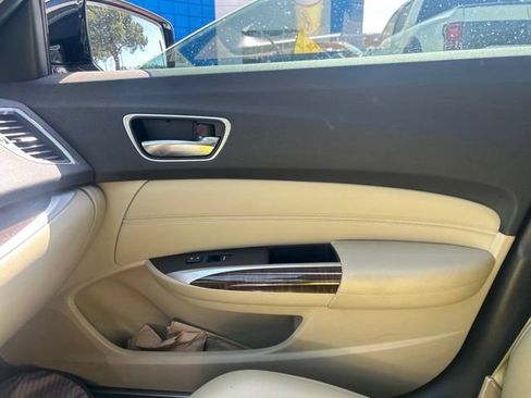 Used 2020 Acura TLX FWD image 12
