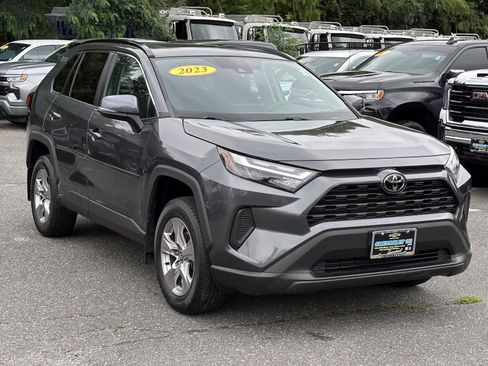 Used 2023 Toyota RAV4 XLE w/ Convenience Package AWD/4WD image 5