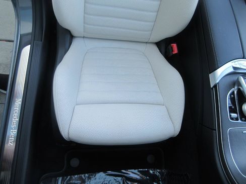 Used 2020 Mercedes-Benz C 300 Cabriolet image 28