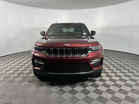 Certified 2024 Jeep Grand Cherokee Limited w/ Luxury Tech Group II image 10