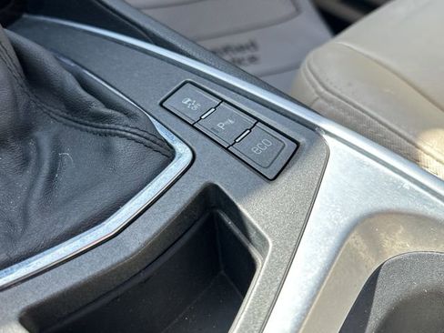 Used 2012 Cadillac SRX Luxury image 43