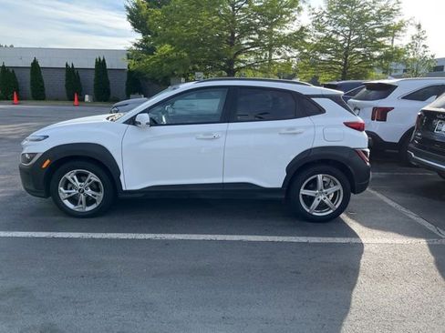Used 2023 Hyundai Kona SEL FWD image 5