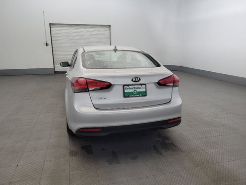 Used 2018 Kia Forte LX image 6