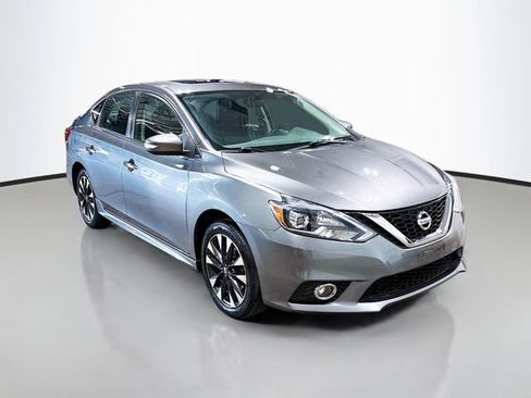Used 2017 Nissan Sentra SR FWD image 3