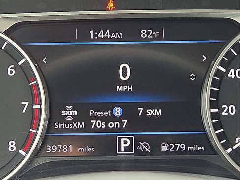 Used 2025 Nissan Sentra SV FWD image 23