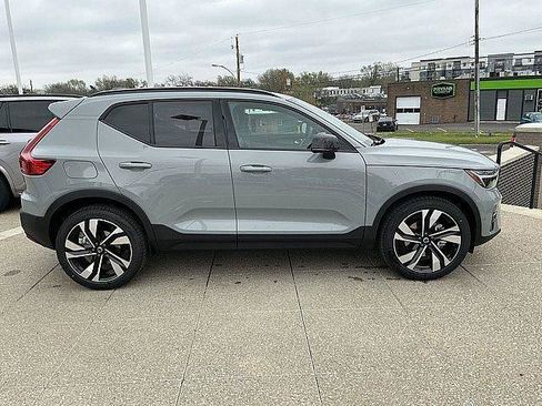 New 2026 Volvo XC40 B5 Plus w/ Climate Package AWD/4WD image 7