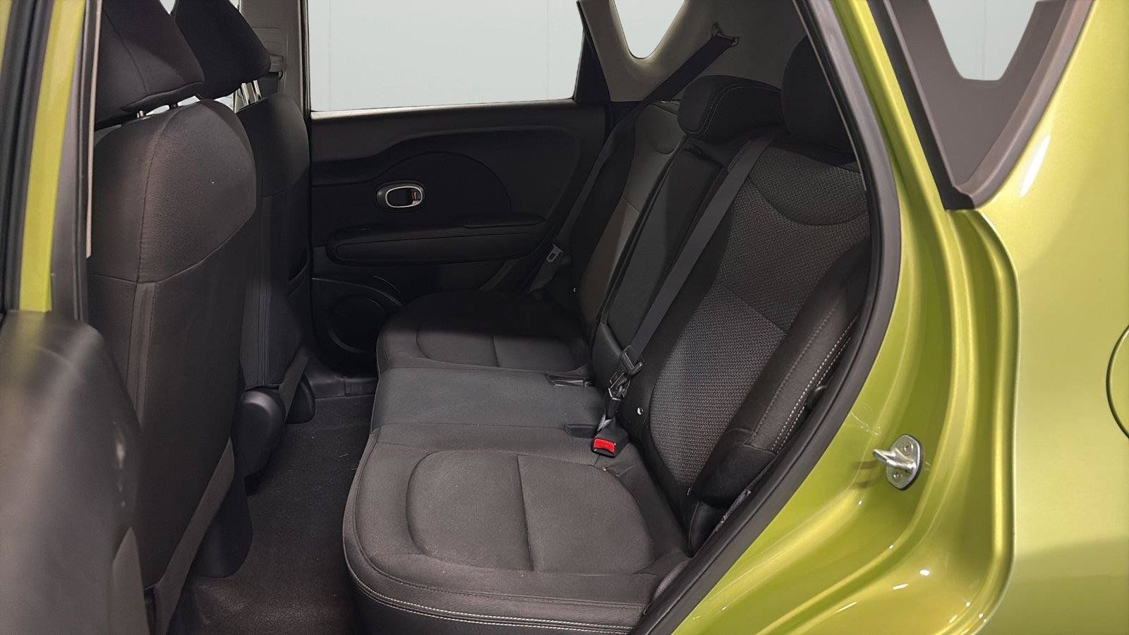 Used 2019 Kia Soul + FWD image 11