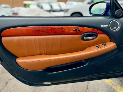 Used 2005 Lexus SC 430 Convertible image 12