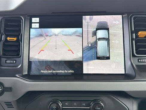 Used 2021 Ford Bronco Badlands image 29