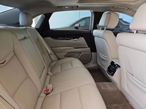 Used 2013 Cadillac XTS Luxury w/ Driver Awareness Package FWD image 28