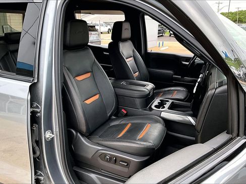 Used 2020 GMC Sierra 1500 AT4 w/ AT4 Premium Package AWD/4WD image 7