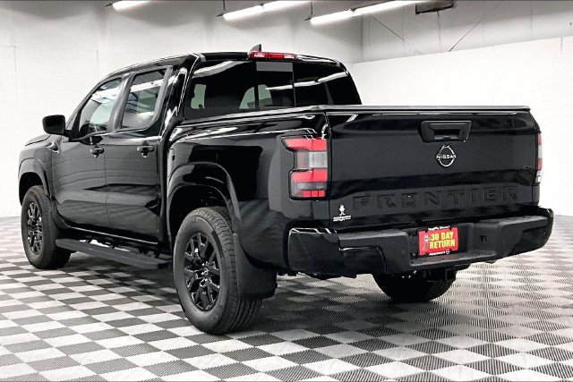 New 2026 Nissan Frontier SV w/ All-Weather Content Package AWD/4WD image 4