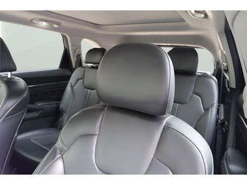 Used 2023 Kia Sorento SX FWD image 23