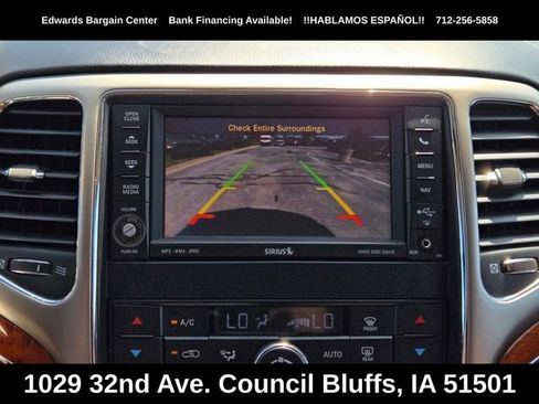 Used 2013 Jeep Grand Cherokee Overland AWD/4WD image 22