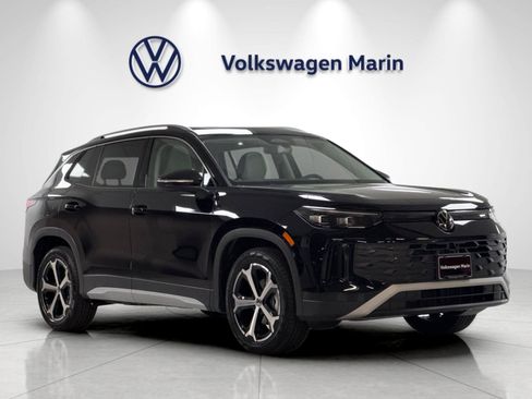 New 2026 Volkswagen Tiguan SE FWD image 7