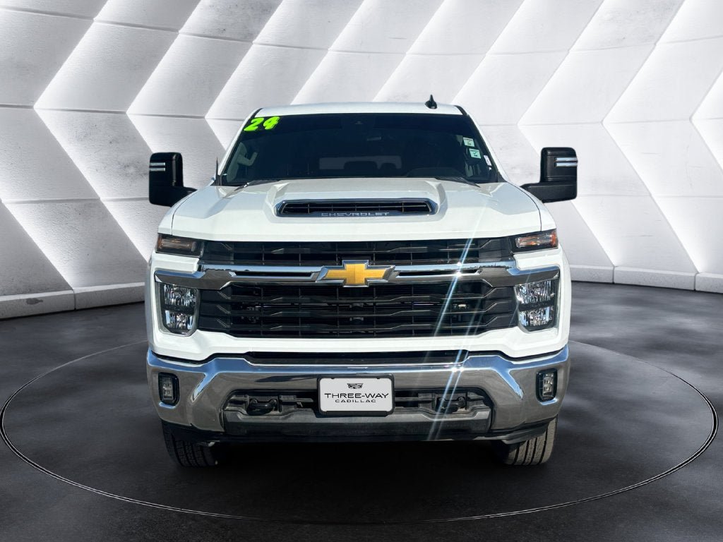 Certified 2024 Chevrolet Silverado 2500 LT w/ Convenience Package AWD/4WD image 8