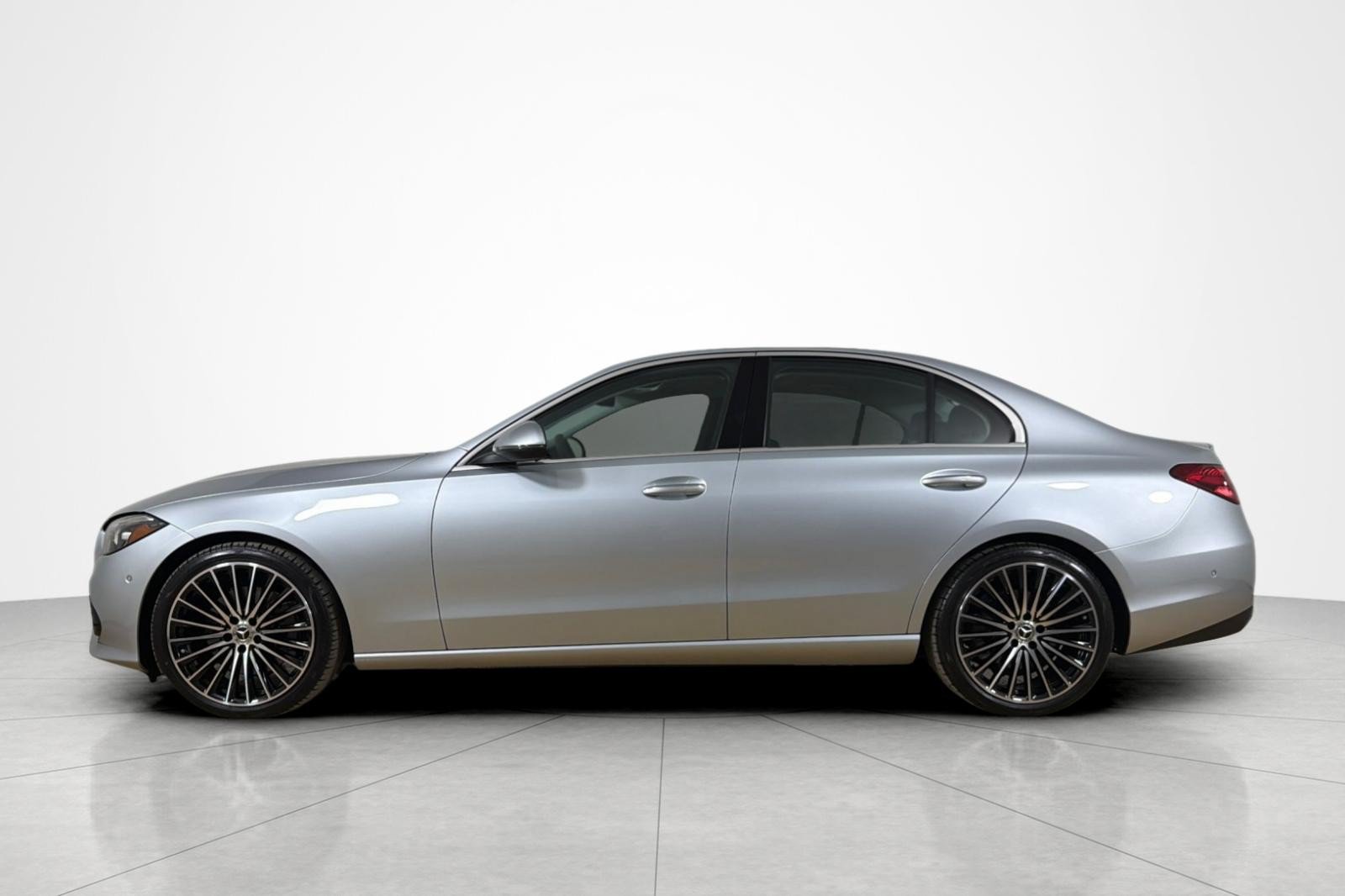 Used 2026 Mercedes-Benz C 300 Sedan image 2
