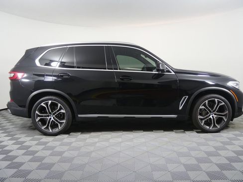 Used 2022 BMW X5 sDrive40i w/ Premium Package RWD image 2