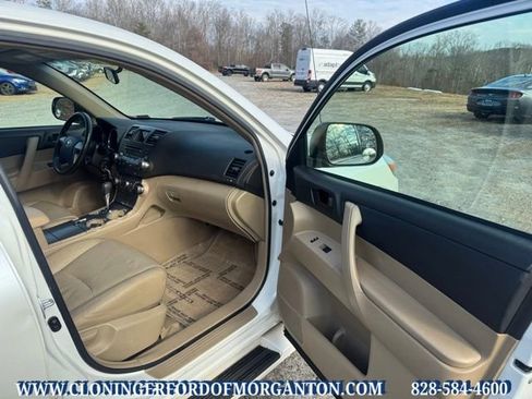 Used 2010 Toyota Highlander 4WD image 14