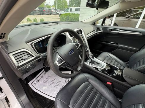 Used 2016 Ford Fusion SE image 23