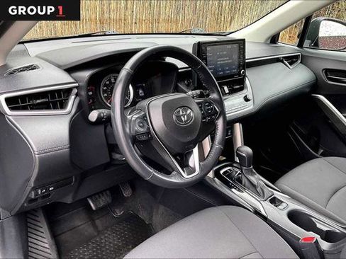 Certified 2022 Toyota Corolla Cross LE w/ Black Badges Package (TMS) AWD/4WD image 18