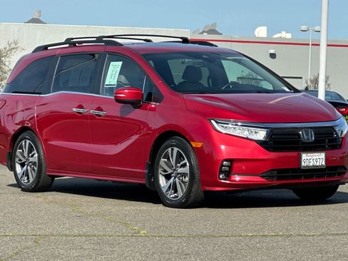 Used 2023 Honda Odyssey Touring image 5