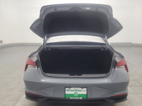 Used 2022 Hyundai Elantra SEL w/ Convenience Package FWD image 29