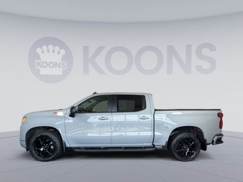 Used 2024 Chevrolet Silverado 1500 RST AWD/4WD image 2