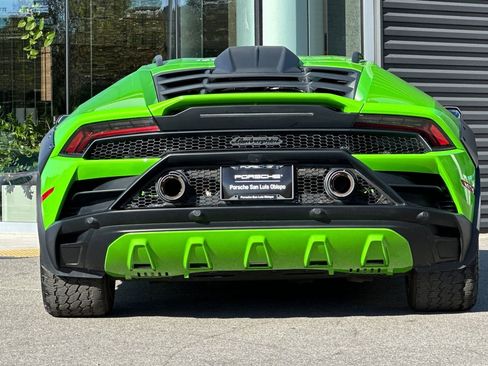 Used 2024 Lamborghini Huracan Sterrato image 7