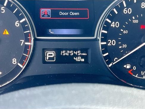 Used 2015 Nissan Pathfinder SL w/ SL Tech Package FWD image 17