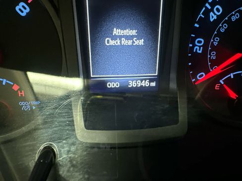 Used 2023 Toyota Tacoma SR AWD/4WD image 14