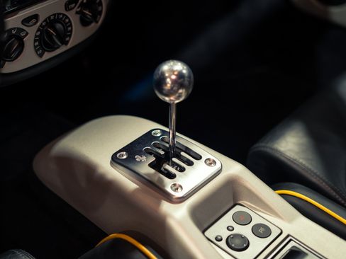 Used 2001 Ferrari 360 Modena RWD image 12