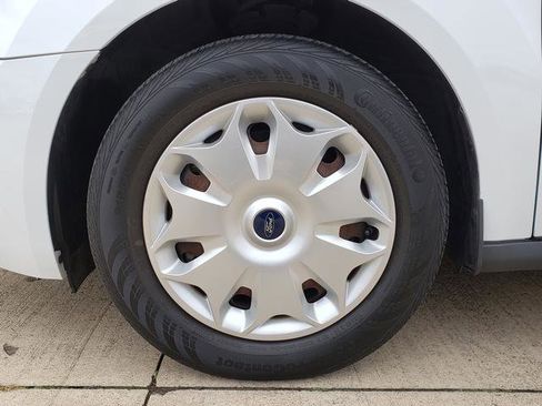 Used 2016 Ford Transit Connect XLT image 27