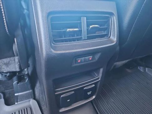 Used 2017 Ford Edge Titanium w/ Equipment Group 301A image 18