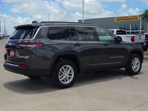 New 2026 Jeep Grand Cherokee L 2WD image 8