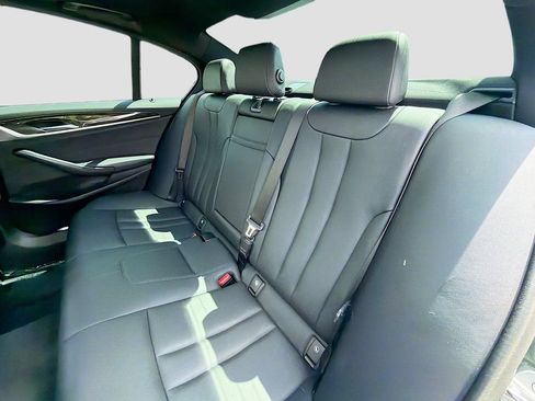 Used 2019 BMW 530i xDrive w/ Convenience Package AWD/4WD image 20