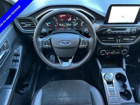 Certified 2022 Ford Escape SEL w/ SEL Stealth AWD Package image 15